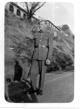 Images/Brown best uniform Haifa.jpg